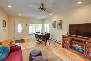 Buena Vista Shambala Sanctuary Near Main St!