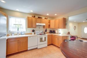 Buena Vista Shambala Sanctuary Near Main St!