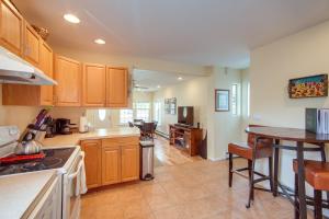 Buena Vista Shambala Sanctuary Near Main St!