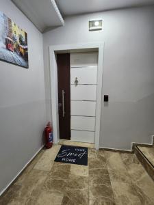 sea star duran apart