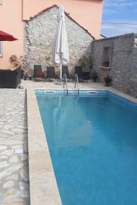 Family friendly house with a swimming pool Ninski Stanovi, Zadar - 17812