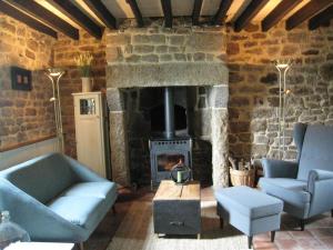 Maisons de vacances Cozy Holiday Home in Ceauc : photos des chambres