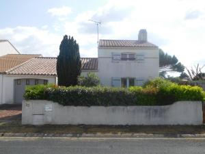 Maisons de vacances Maison La Faute-sur-Mer, 5 pieces, 9 personnes - FR-1-476-201 : Maison de Vacances