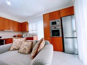 Georgia centre flat - 10 min from the beach