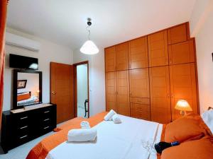 Georgia centre flat - 10 min from the beach