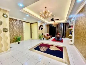 Putravilla Condominium Lovely & Spacious with Public Pool - Kampong Kerdas