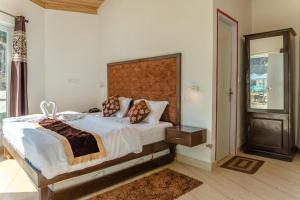 Blossom Bliss Resort