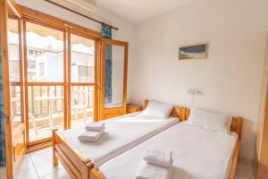 Mina-Maria Apartments