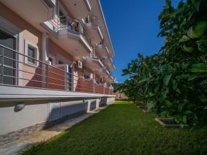 Himara Royal Hotel