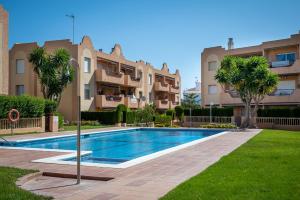 AT015 Piscina y aparcamiento, a 7 min de la playa La Paella