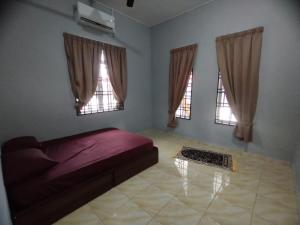 DAHLIA HOMESTAY Batu Pahat