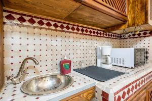 Dar Sandra Moroccan Tiny House