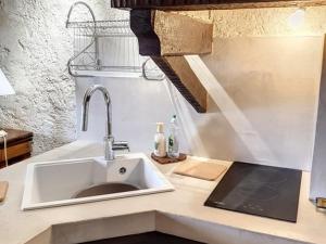 Studio Mezzanine proche plage avec terrasse et parking - Bormes-les-Mimosas - FR-1-610-45