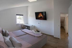 Blue Sky Porec, 2 bedroom apt, free parking.