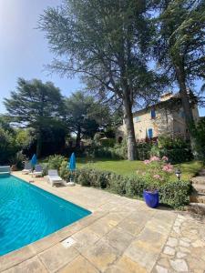 Villas Villa authentique a Saint-Maximin-la-Sainte-Baume avec piscine privee : photos des chambres