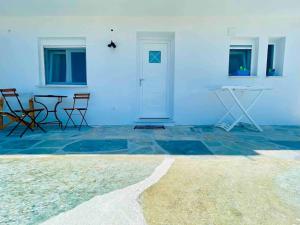 GoAtAndros Cozy Studio Apartment in Gavrio
