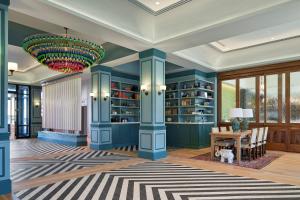 The Memphian, a Tribute Portfolio Hotel