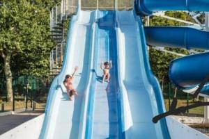 Mobil Home 220 aménagé 2 chambres la teste camping 4 etoiles