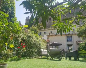 Maisons de vacances Le Cellier de Beaulieu, au pied de la Cite, Maison de Vacances avec Climatisation et Jacuzzi : photos des chambres