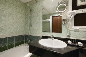 Howard Johnson by Wyndham Abu Dhabi Downtown