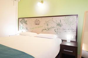 Hotels Les Pins Blancs en Provence : photos des chambres