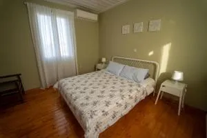 Lazarus Private House - Pouláta