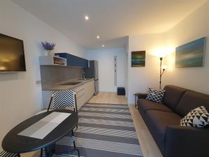 LUCA A2 , APARTMENT IN FRONT OF THE BEACH