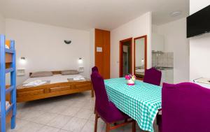 Apartments and Room Jure