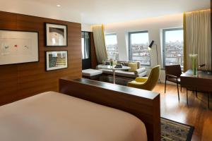 Hotels Renaissance Paris Republique Hotel & Spa : photos des chambres