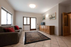 Nonna Elvira Holiday House