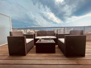 Appartements Grand studio toit terrase Ajaccio : photos des chambres