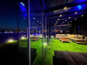 LUXURY APARTAMENT Z DUŻYM TARASEM - Park City Poznań