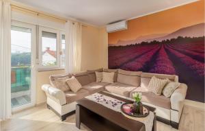 Beautiful Apartment In Vrh Martinscice With Wifi And 2 Bedrooms