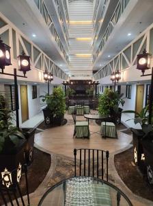 Pine Suites By Crown Asia Family Staycation