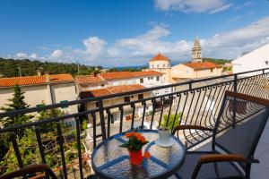 Blue Star - Sea view apartment in town centre