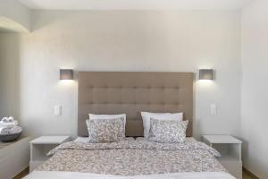 Garden Paradise, Old Town & Beach