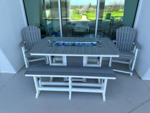 Stunning 8th floor View of the Beach - Islander East Studio