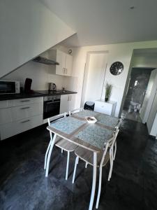 Appartements Superbe appartement Danjoutin : photos des chambres