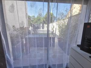 Cottage La Fontaine Ô Roses-Disneyland Paris- Shuttle to train station, Disneyland and Malls