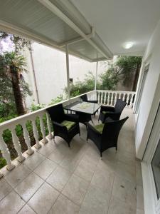 Apartment Bato Budva