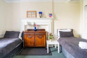 Perfect for Large Family & Friends, Free Parking, Games