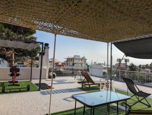 Sunny Terrace in Glyfada
