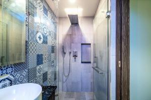 Modern Condo Palmyrah by Lofty