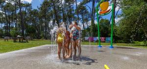 Tentes de luxe Tente Lodge Bouleau - La Teouleyre : photos des chambres