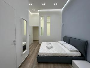Sun Art Naples Rooms