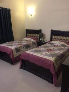 Deluxe Twin Room room in Hotel Inn Karachi
