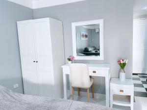 Sea sand sun Condominiums