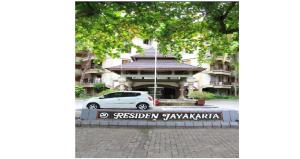 The Palmana Tropical Roofline Jayakarta Residence 50