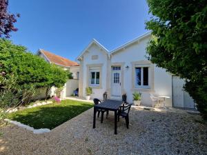 Maisons de vacances Maison Chatelaillon-Plage, 4 pieces, 5 personnes - FR-1-706-6 : photos des chambres