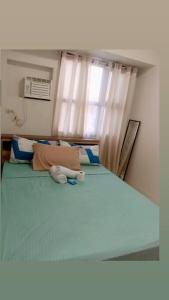 2BR Condo unit with Balcony at the Center of Cebu